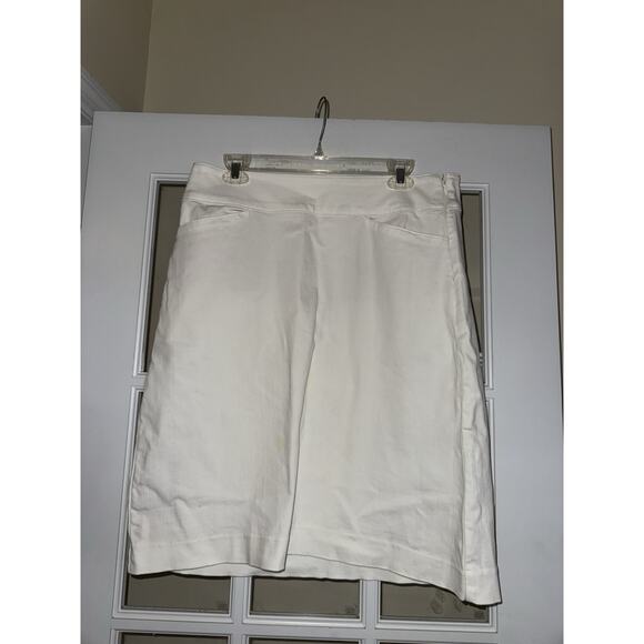 Talbots Dresses & Skirts - Talbots Women’s White Knee Length Straight Skirt No Slit Size 12